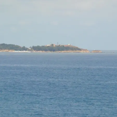 Hotel тропикана 2*