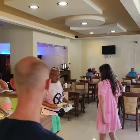 Hotel тропикана