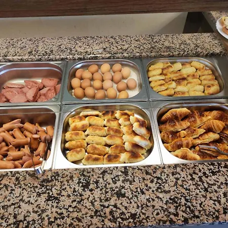 Hotel тропикана