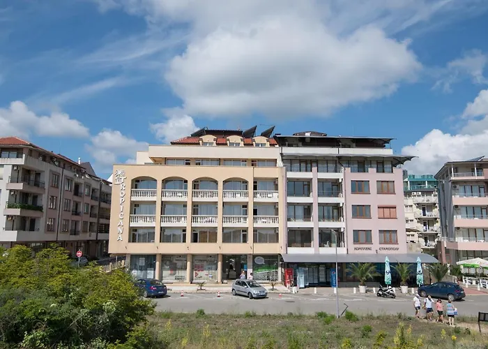 тропикана 호텔 2*