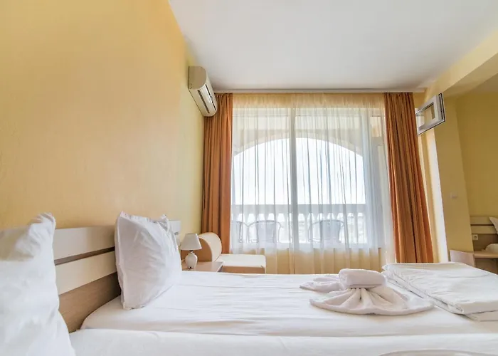 тропикана 호텔 2*