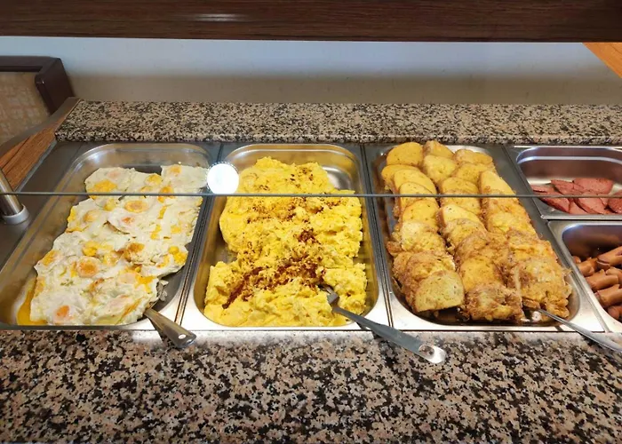 тропикана מלון