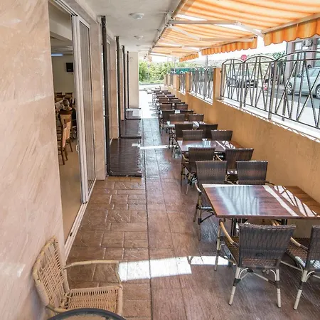 тропикана Szálloda 2*