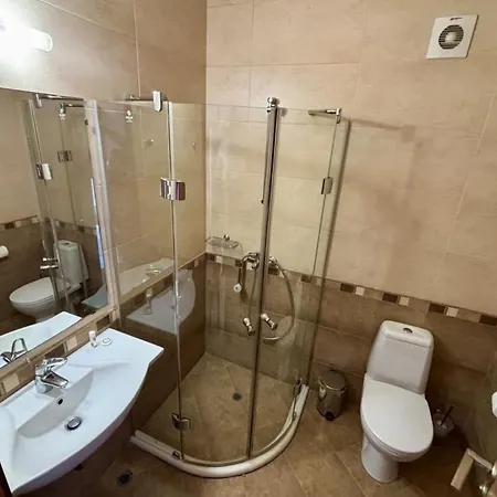 тропикана 2*