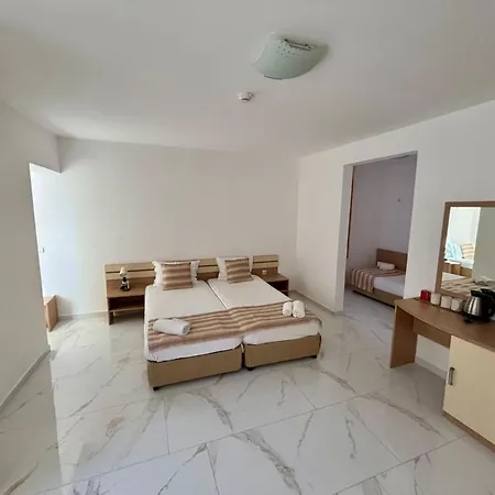 тропикана Szálloda Primorszko