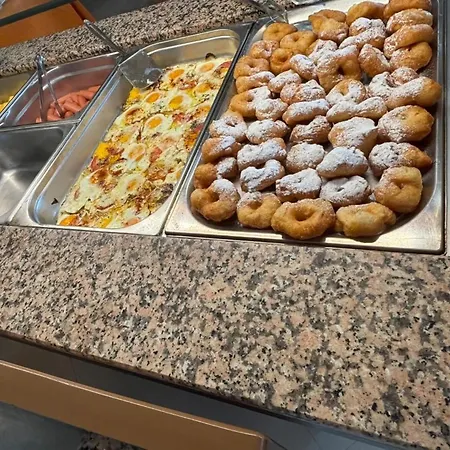 Szálloda тропикана Primorszko