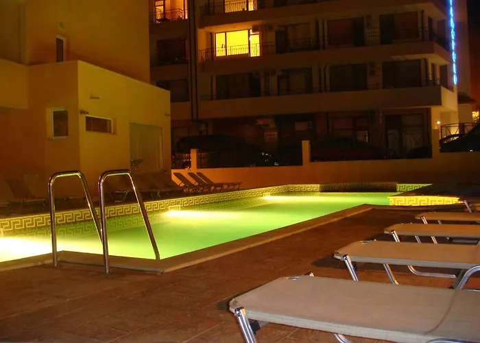 тропикана Primorsko